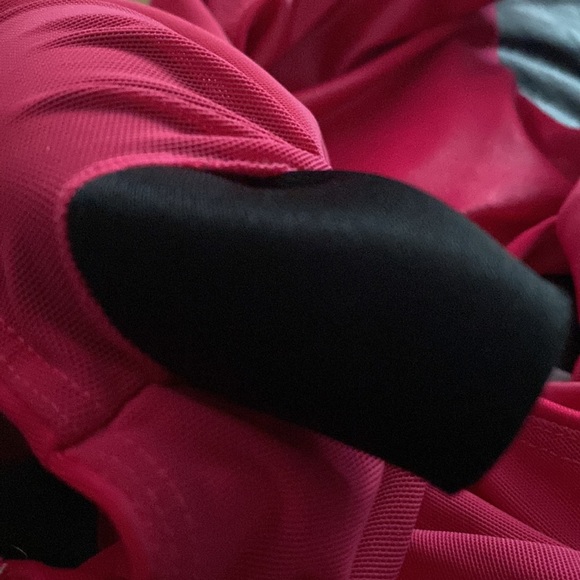 NWOT Koral Bright Pomegranate sportsbra. - Picture 7 of 9